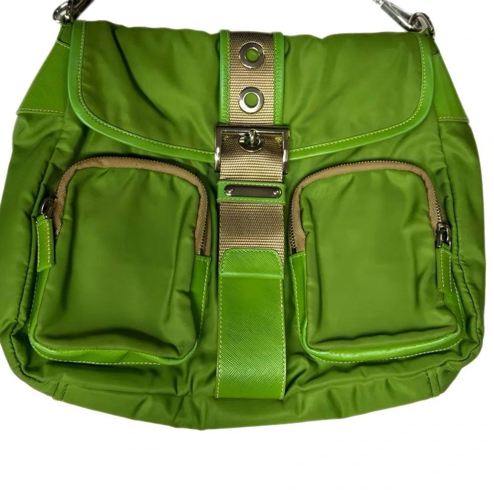 Prada Vintage 2000’s Authentic Large Tessuto Buckle Cargo Shoulder Bag Green - Picture 4 of 10